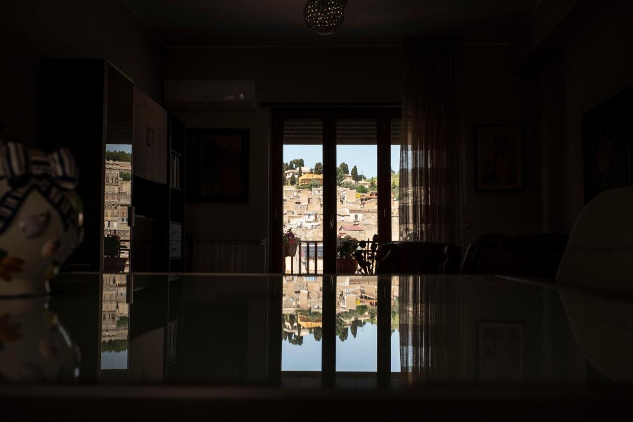 Come A Casa Panoramico E Centralissimo Apartman Canicattì Kültér fotó