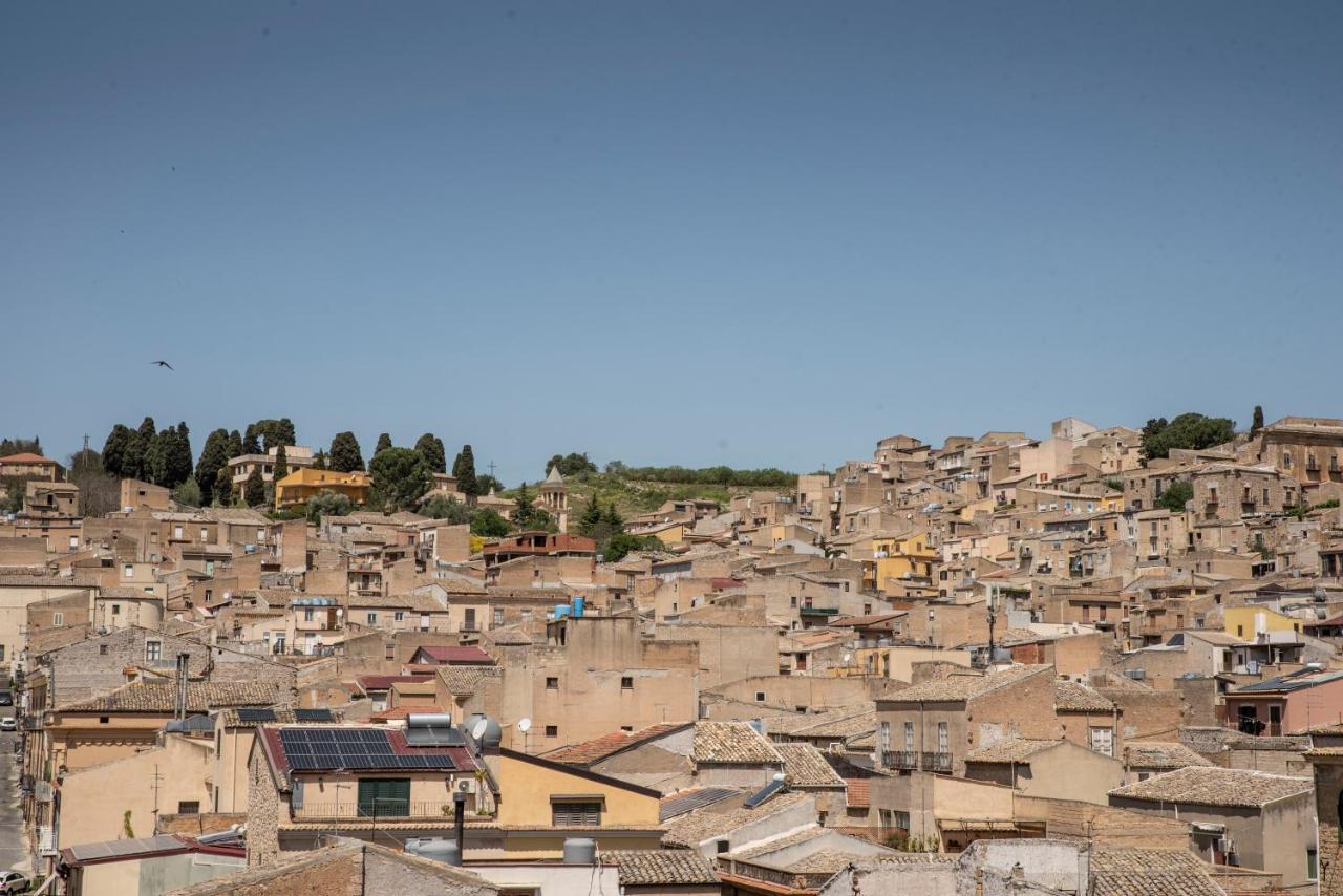 Come A Casa Panoramico E Centralissimo Apartman Canicattì Kültér fotó