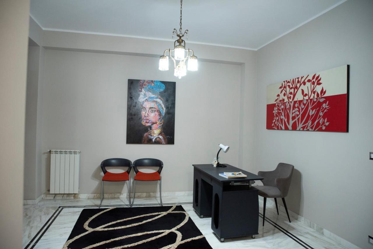 Come A Casa Panoramico E Centralissimo Apartman Canicattì Kültér fotó